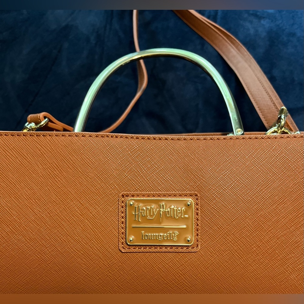 NWOT Loungefly Limited Edition Harry Potter Deadly Hallows Wand Handbag - Picture 9 of 16